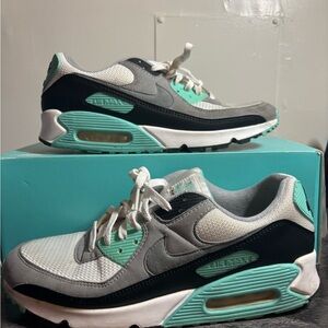 Nike Air Max 90 Hyper Turquoise